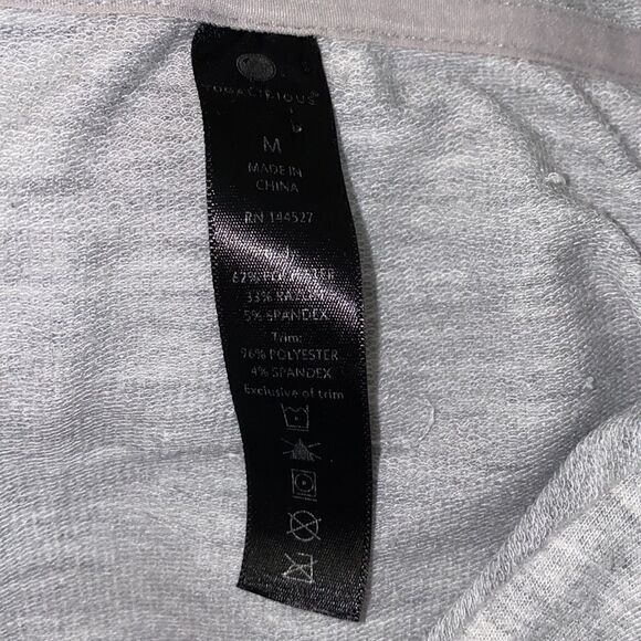 YOGALICIOUS Grey Mesh Panel Hoodie-M - Picture 5 of 5